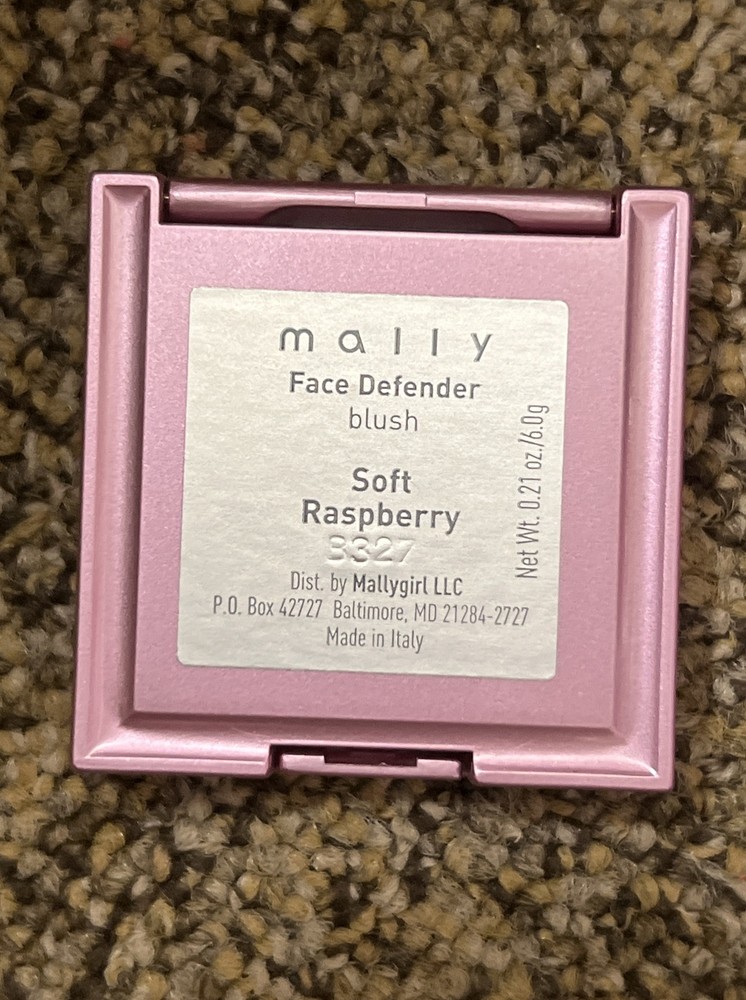 Mally SOFT RASPBERRY Face Defender Blush