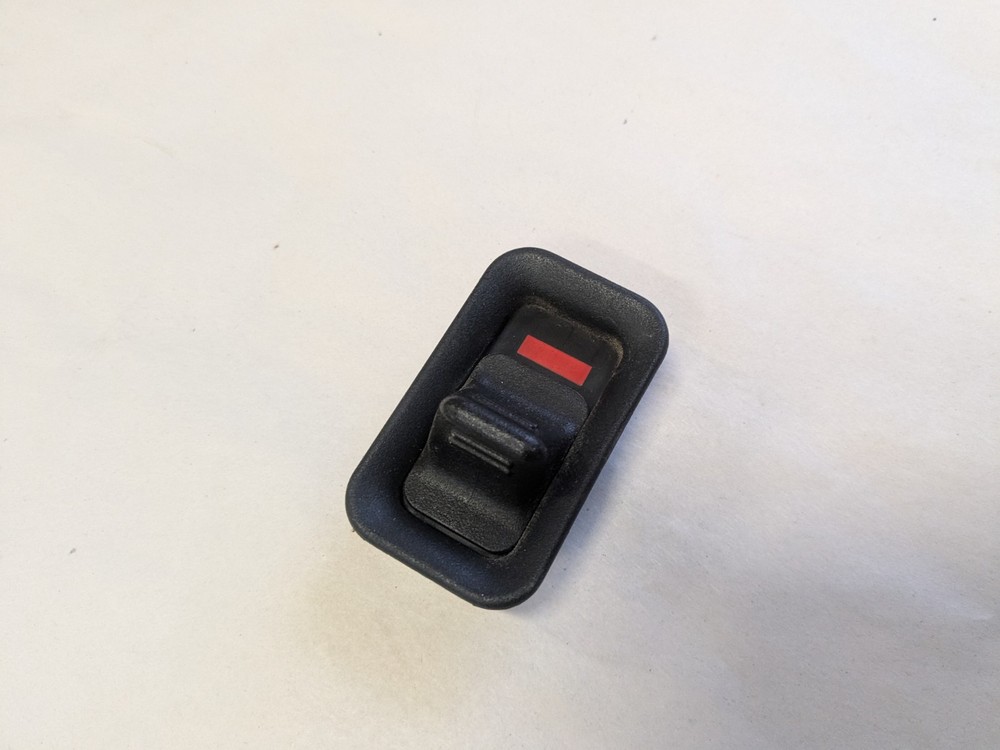 2000-2006 Chevy GMC Interior Door Lock Slider