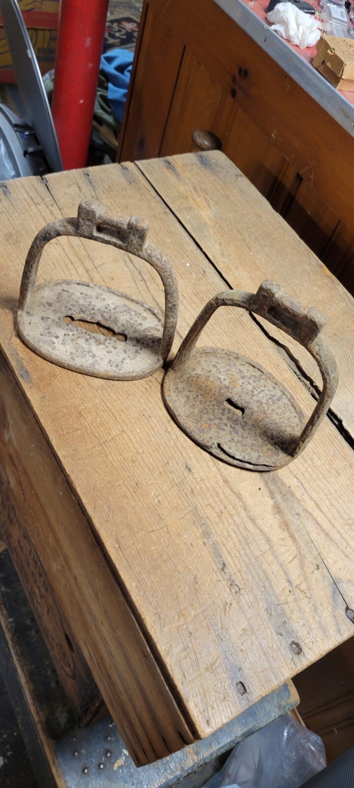 Pair 1700's Vintage Antique Spanish Colonial Iron Metal Stirrup Artifact 18th c