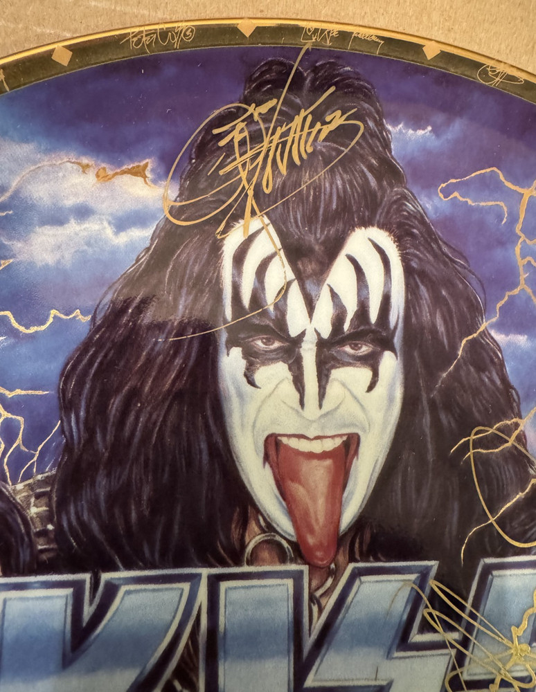 KISS ORIGINAL MEMBERS (PAUL, GENE, PETER, ACE) 1997 GARTLAN SIGNED PLATE A/P (B)