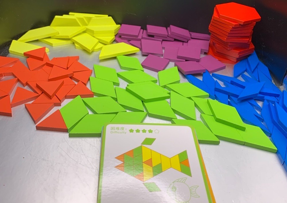 Pattern Blocks. 130 Wooden Pieces Puzzle Educational Development