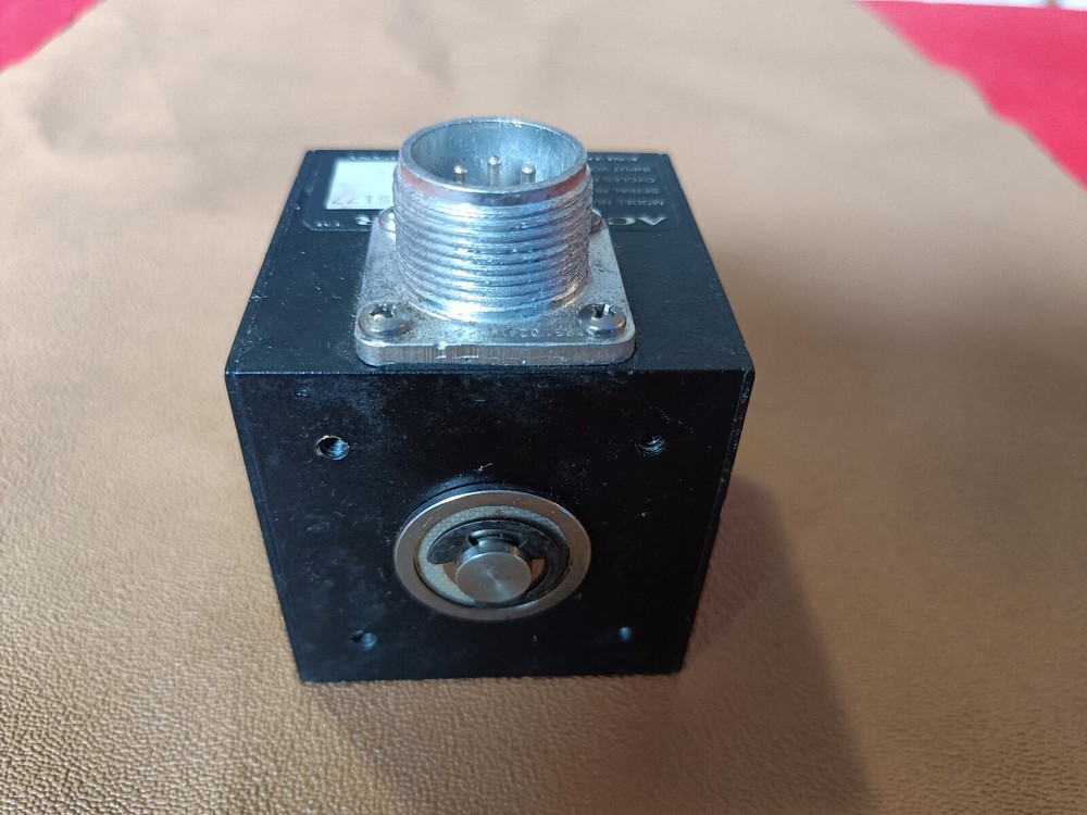 ENCODER PRODUCTS ACCU-CODER 712-D-N S177 Shaft Encoder 360/1 5/28VDC