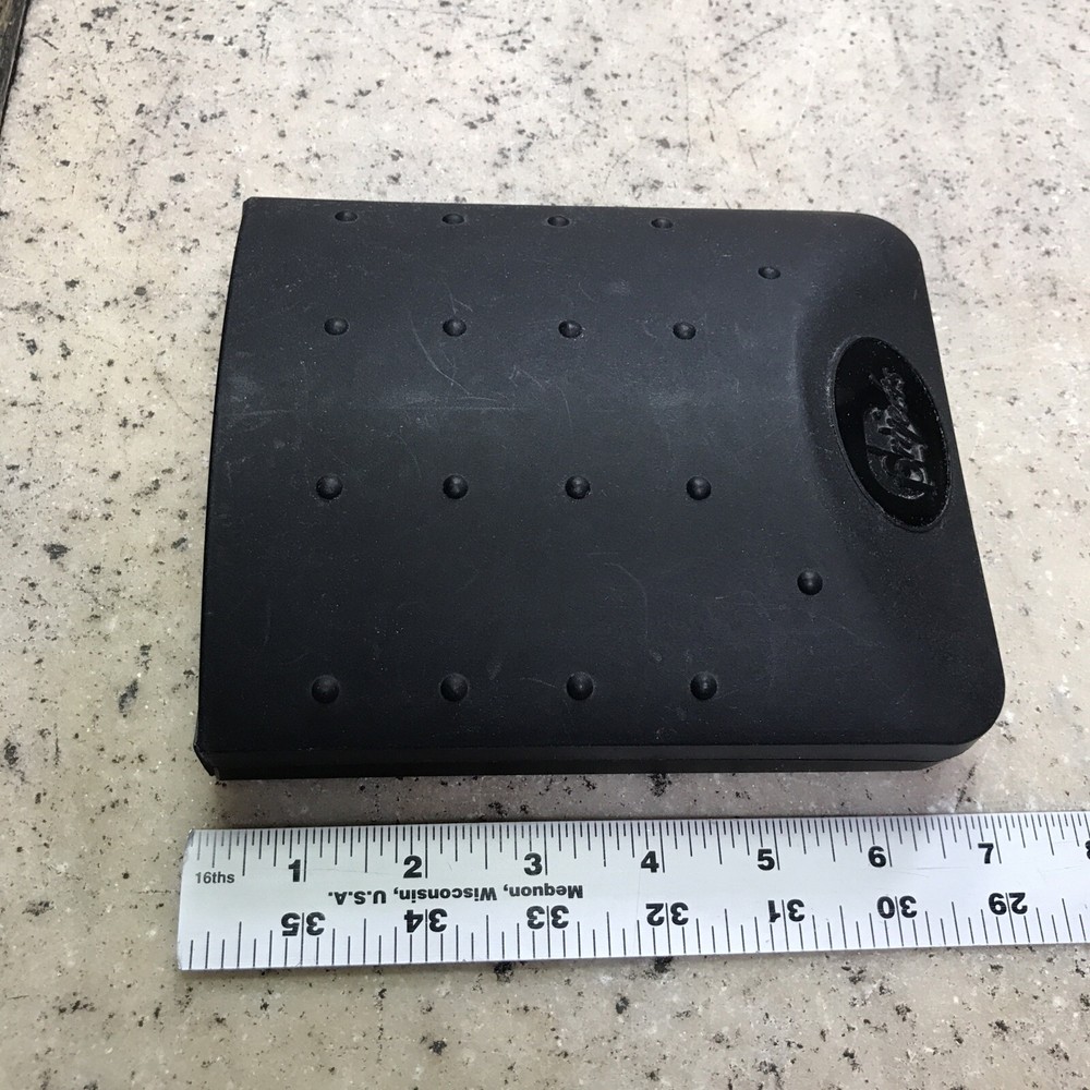 Vintage CD Projects Hard Case CD Holder Black Durable Compact Organizer Holds 8