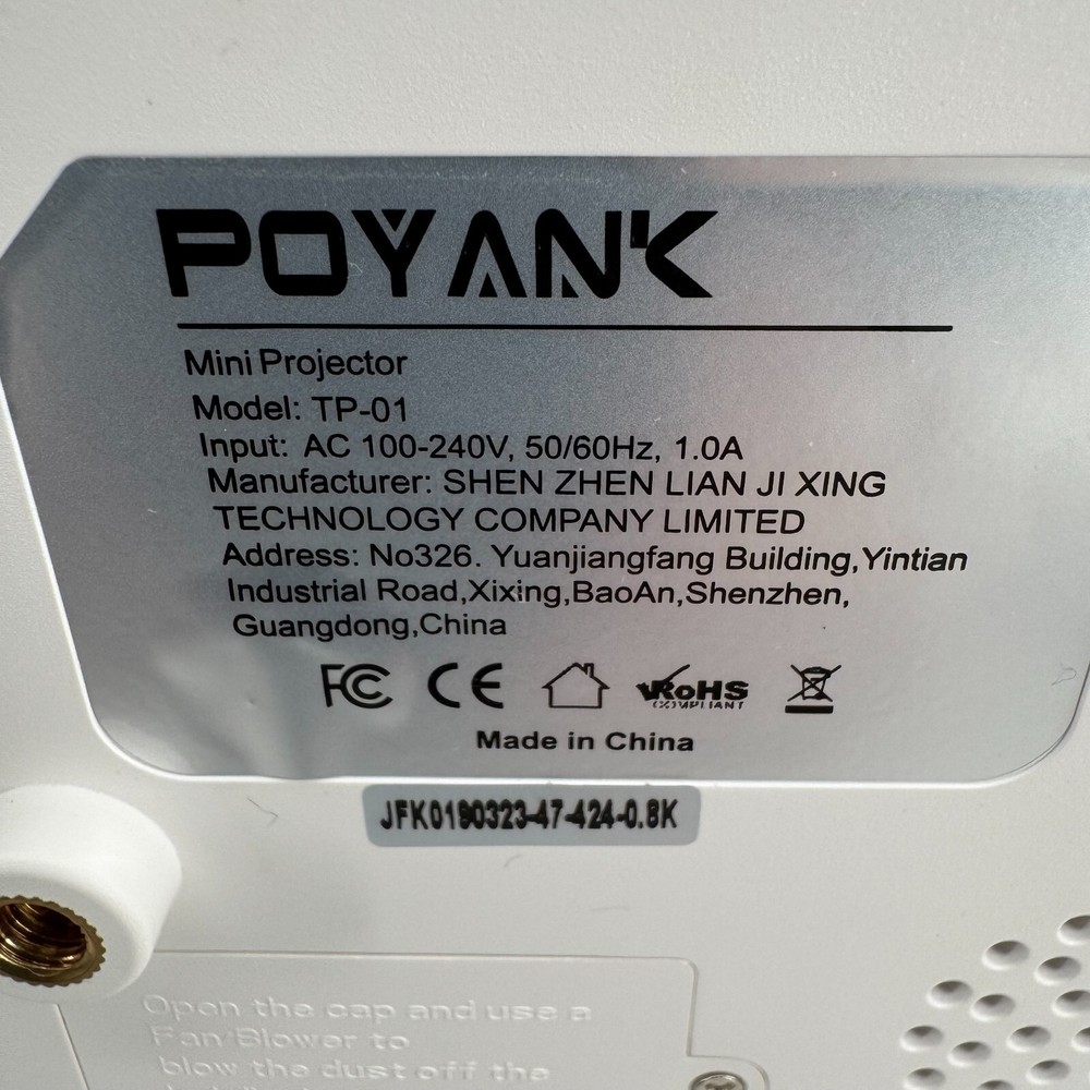 Poyank Model TP-01 White Wireless Mini Projector with Remote - NEW OPEN BOX
