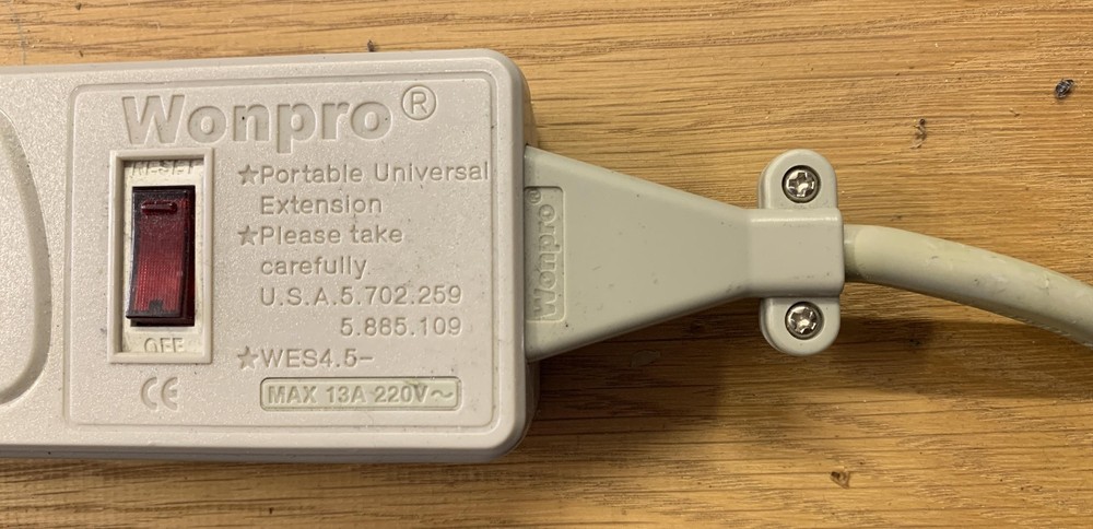 Outlet Strips 2 @ 5 outlet WONPRO Multi Euro-pre owned