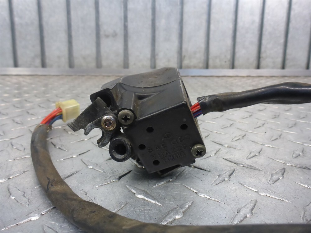 84 Yamaha Venture XVZ12 1200 Right Control Switch Start Stop