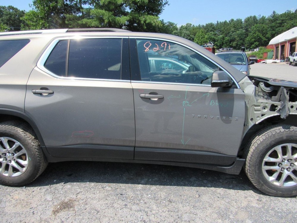 TRAVERSE 2018 Glove Box 1059611