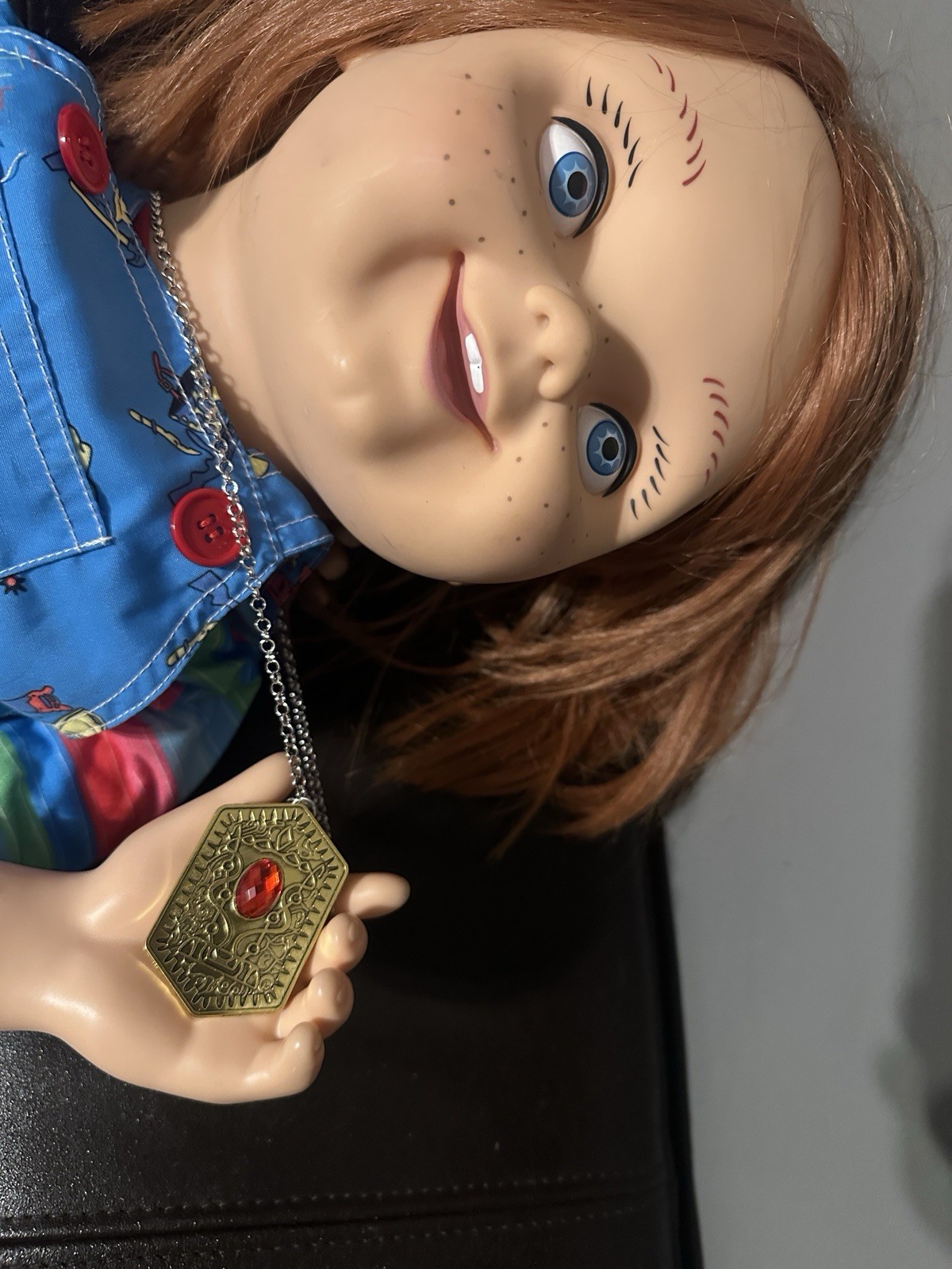 CHILDS PLAY CHUCKY HEART OF DAMBALLA NECKLACE PROP