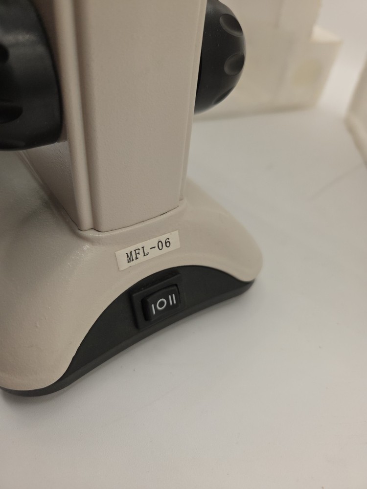 Microscope My First Lab Duo Scope Model MFL-06 Light Sources Magnify both sides