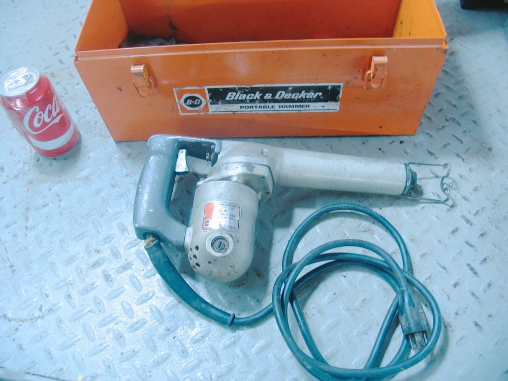 BLACK & DECKER Electric Power Hammer #5010 with Case + Chisel/Scraper