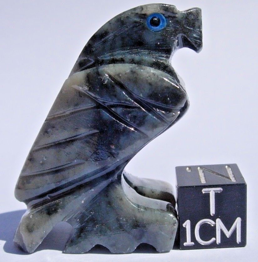 Hand Carved Peruvian Soapstone Animal Eagle Carving 16.10 grams S-12