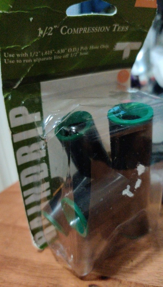 Rain Drip 1/2" Compression Tee R305C