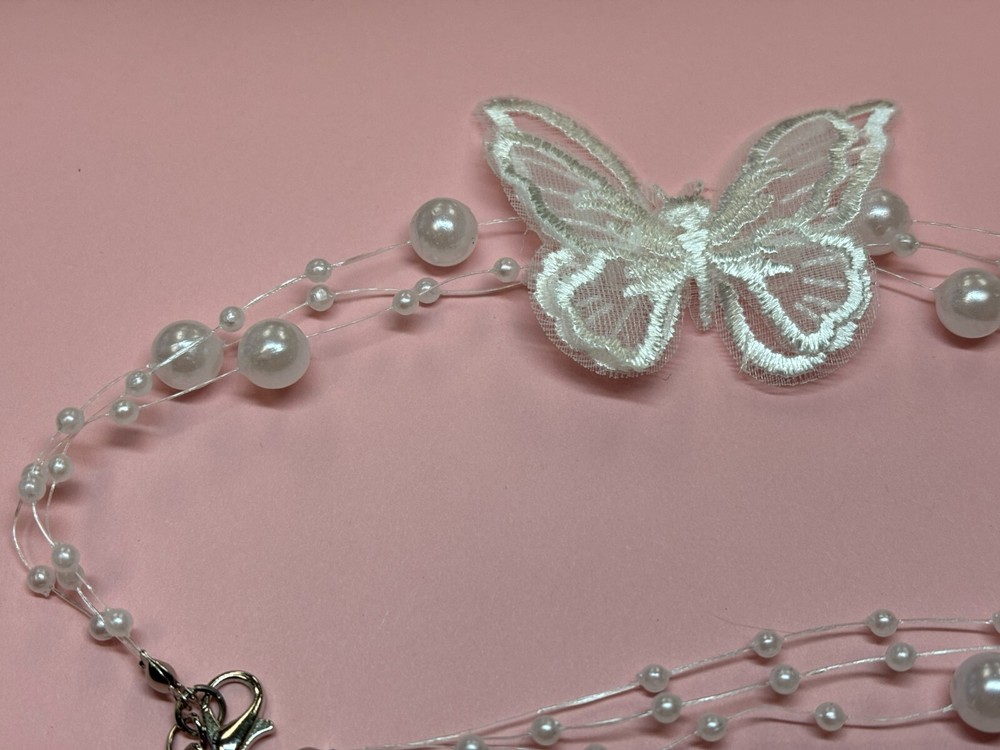Pearl Chain Yarn Butterfly Necklace