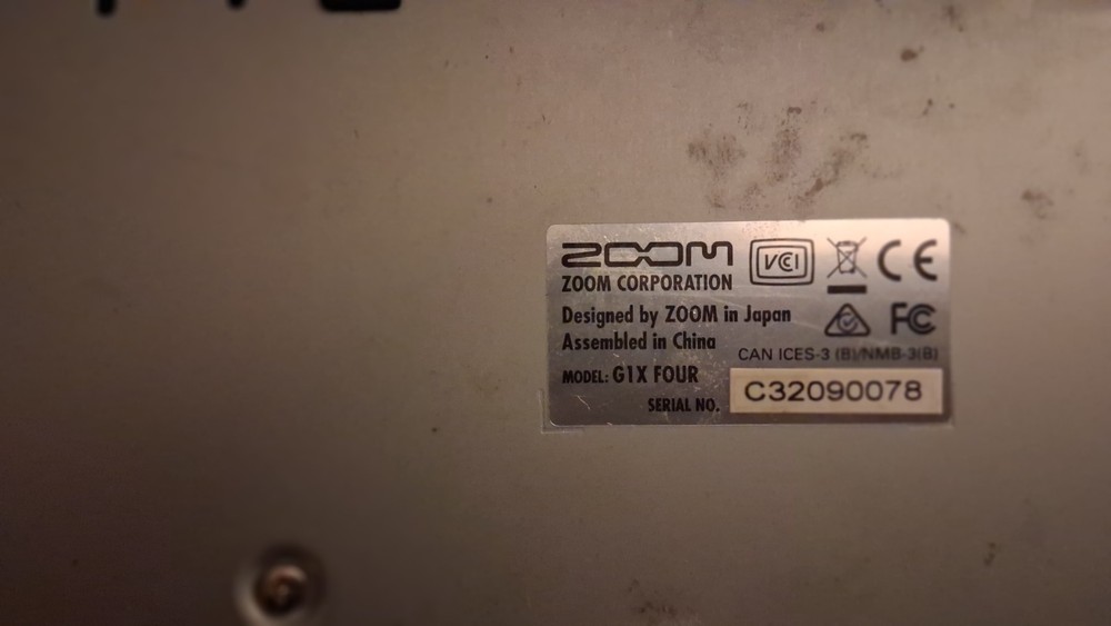 Zoom G1X Four Guitar Multi Effects Pedal