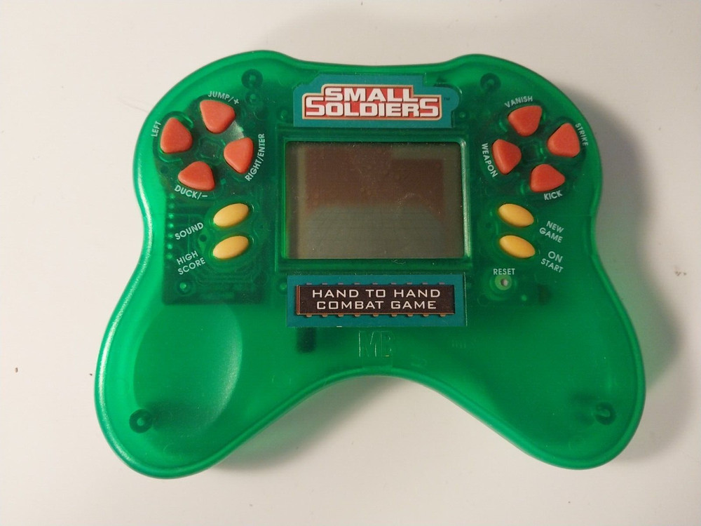 Small Soldiers Hand to Hand Combat Electronic Handheld Game Untested