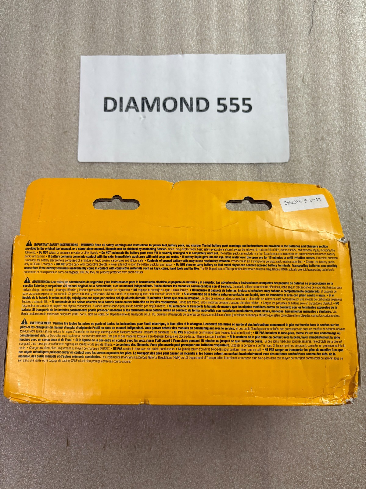 DEWALT DCB324-4 20-Volt Battery - 4 Pieces | 0551