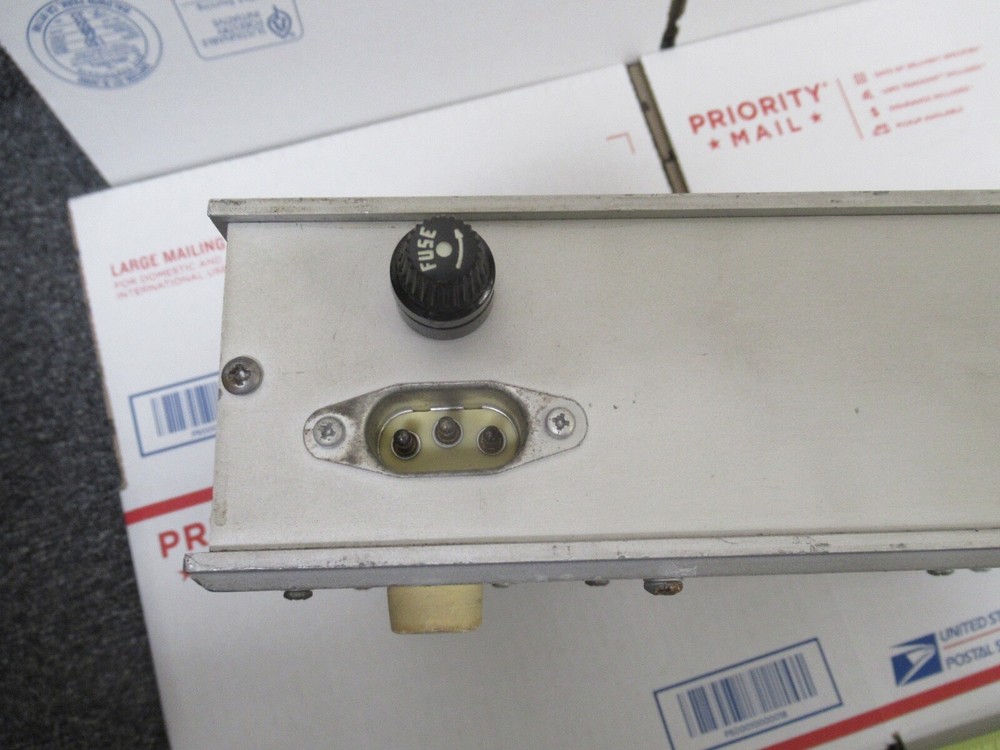 VALHALLA SCIENTIFIC MODEL 2500 AC-DC CURRENT CALIBRATOR AS PICTURED #TC-2