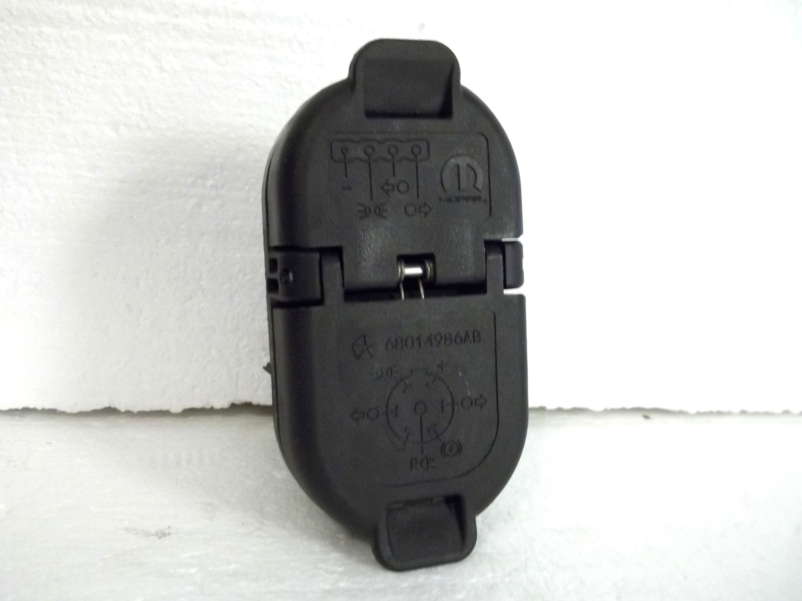 Mopar OEM 2009-2025 Ram 1500 2500 3500 Trailer Tow Plug 7-pin 4-pin 68014986AB