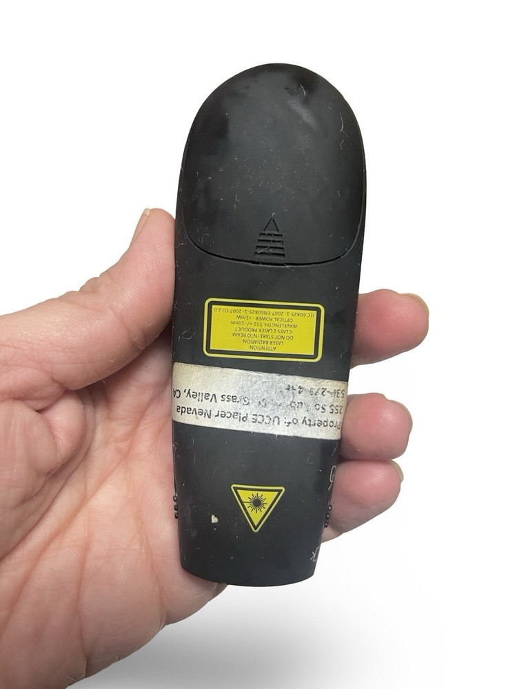 Kensington Expert Wireless Presenter w/ Laser Pointer and Cursor Control K72426