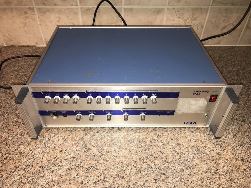 HEKA EPC 9/2 DOUBLE PATCH CLAMP W/ EPC 9 PATCHCLAMP VERS.C