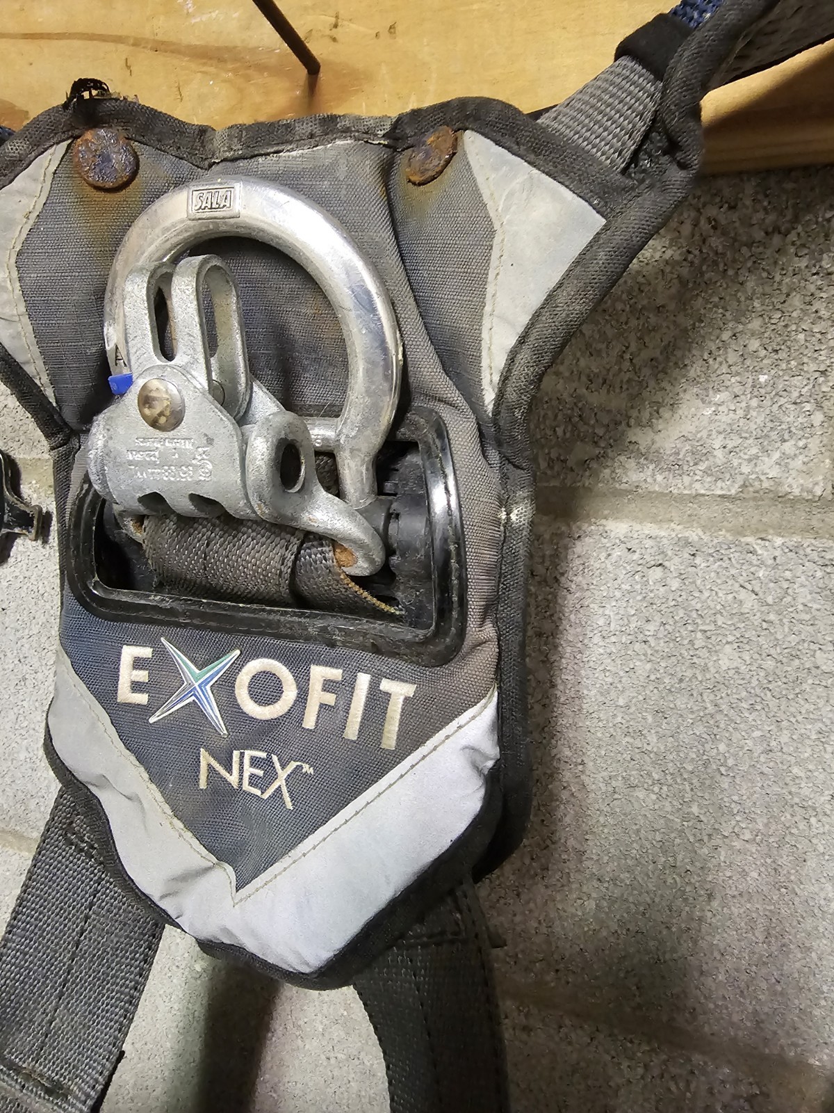 3M DBI-SALA EXOFIT NEX M FULL BODY HARNESS FALL PROTECTION 1140158 L BELT