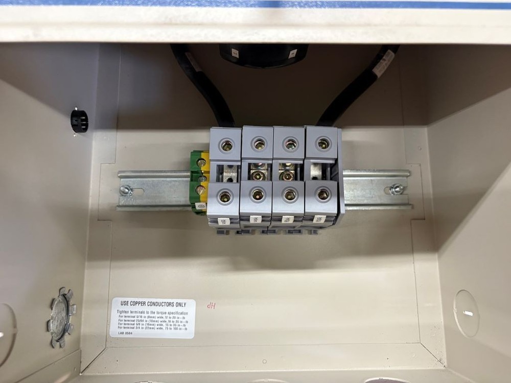 Powerware DC DISCONNECT SWITCH BOX - 150VDC