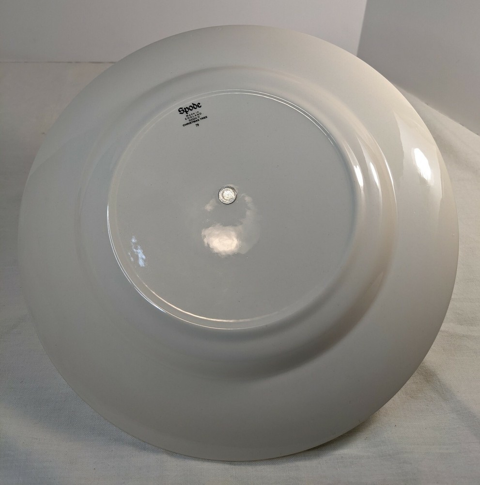 Spode Christmas Tree 10 3/4" Round Handled Serving Plate Tray