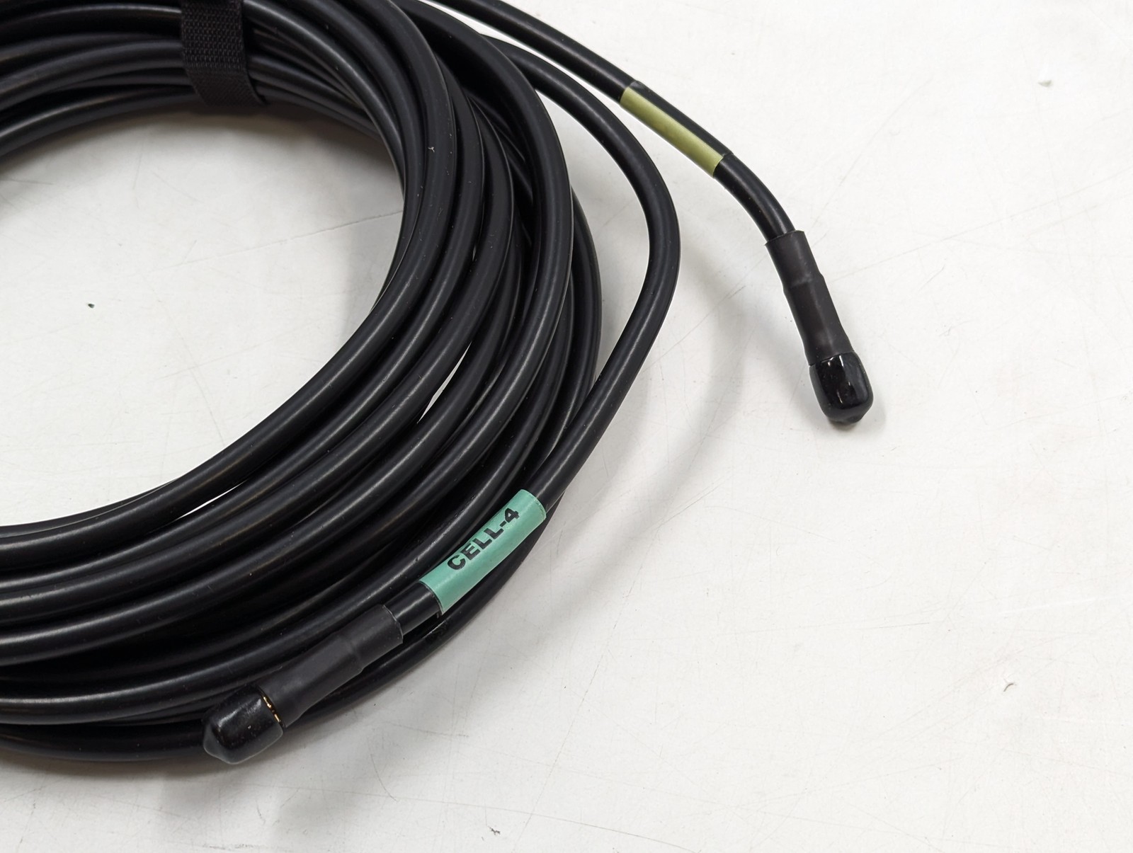 Parsec Technologies Akita Series Wall Mount Antenna (PRO4A4L15W) White