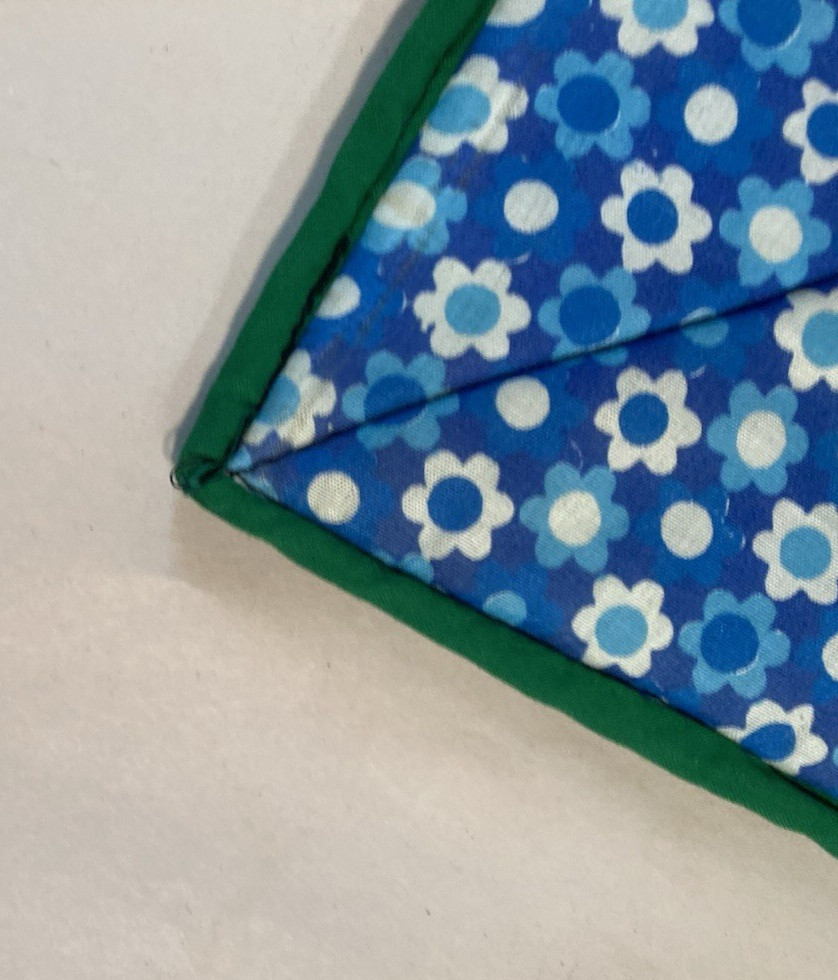 Kuna Mola pot holder