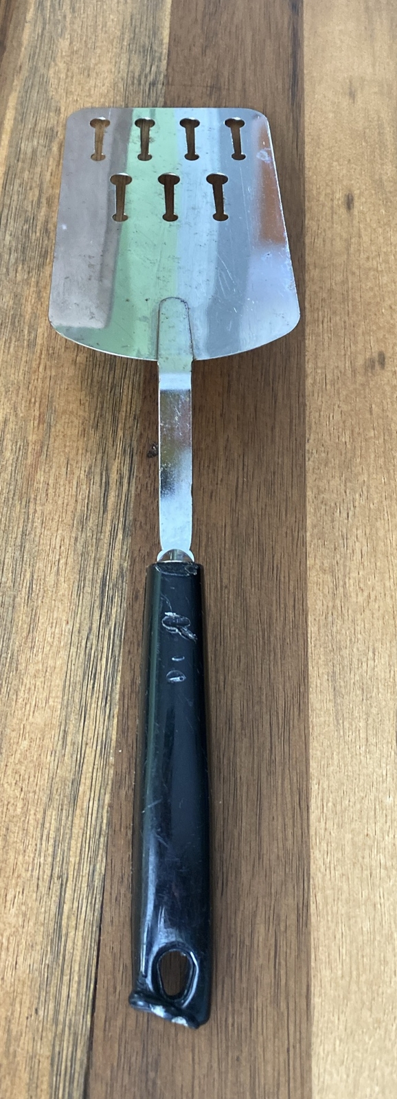 Vintage EKCO Slotted Kitchen Spatula Flipper Long Blade Plastic Handle 11 1/4"