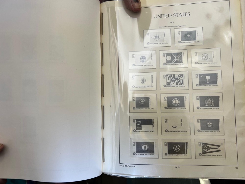 THREE NICE LIGHTHOUSE USA HINGELESS BINDERS WITH ALL USA PAGES GEM PRISTINE used