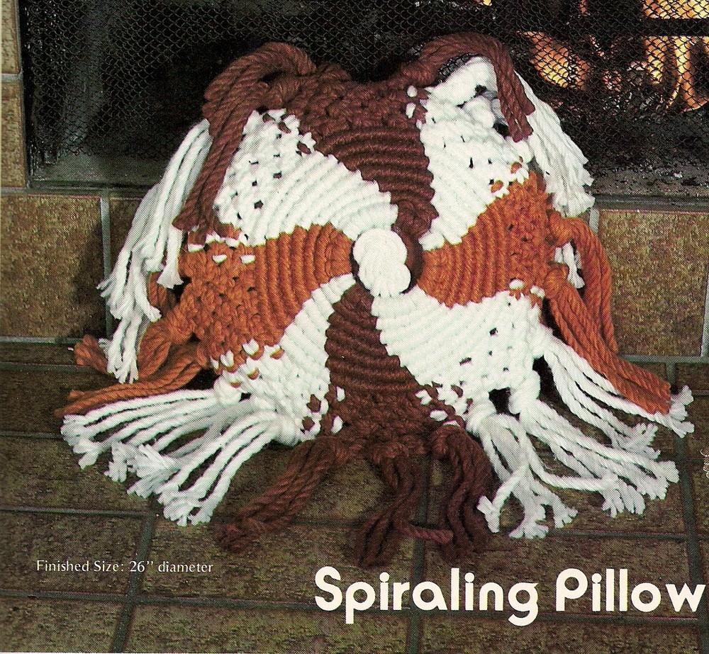 Desk Pad, Clock & Pencil Cup Patterns - Craft Book: #GM9 Macrame With Style
