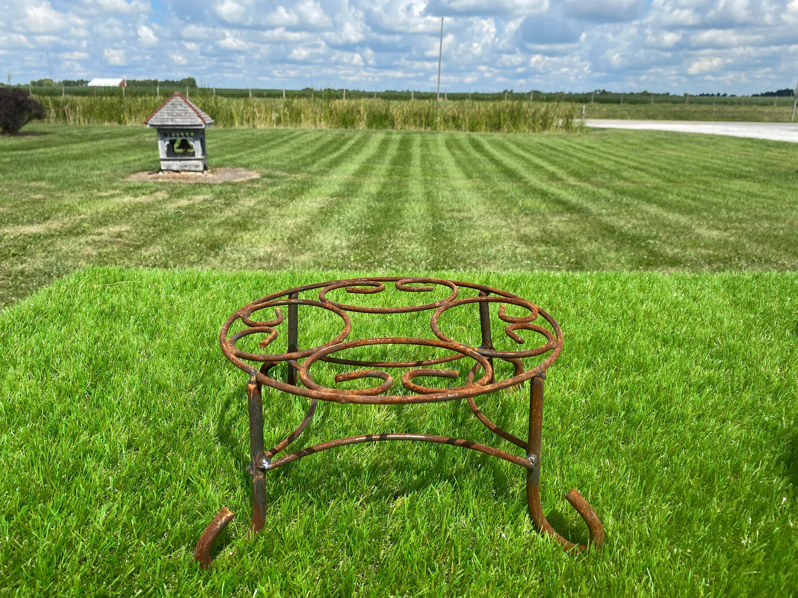 Large 13.5" Wrought Iron Plant Stand - Statue Riser - Pedestal