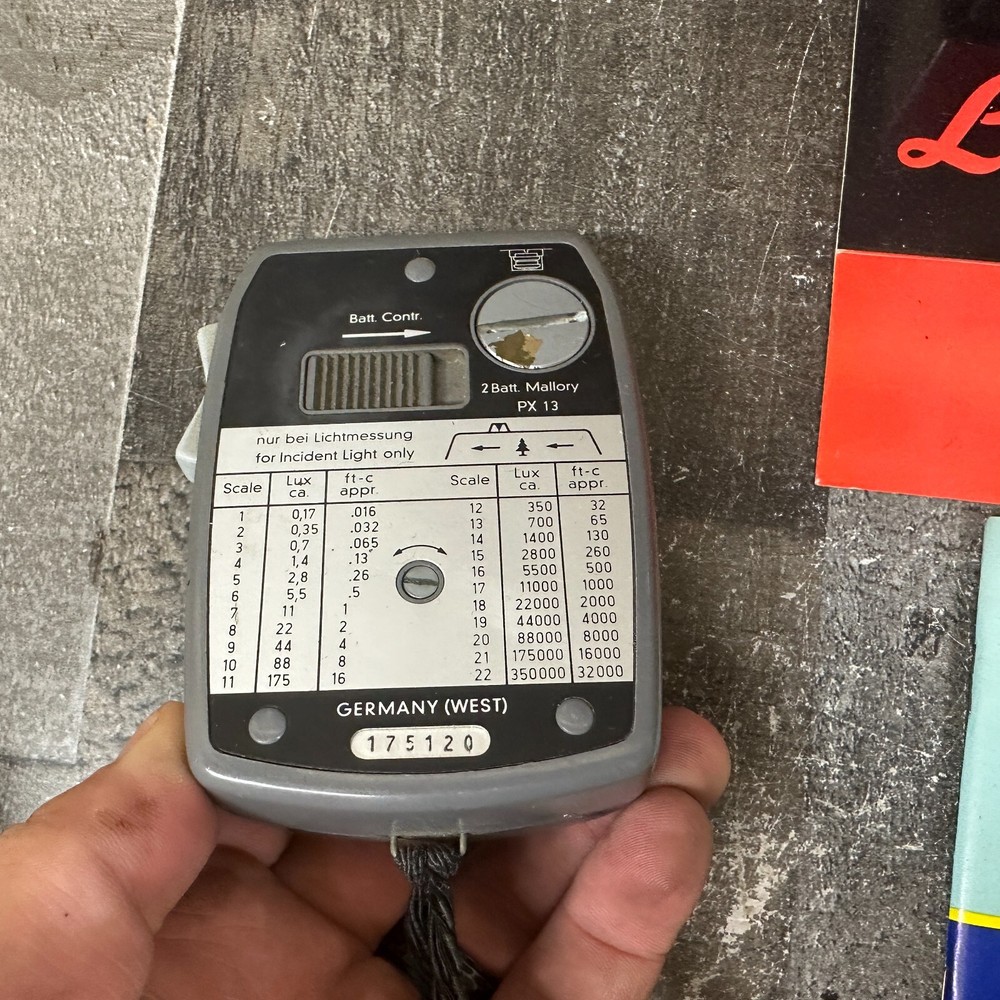 Gossen Lunasix Electronic Exposure Light Meter - With Box