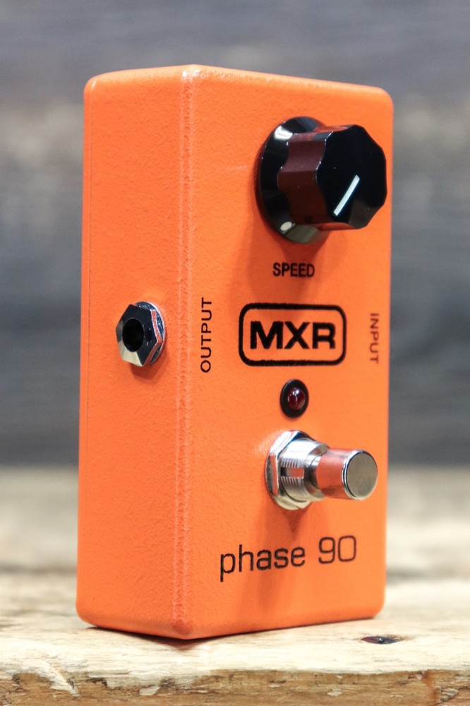 MXR M101 Phase 90 Single Knob Warm Spatial Modulation Phaser Guitar Effect Pedal