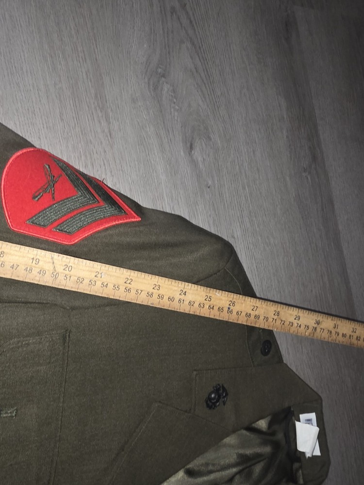 USMC Alpha coat Size 41R No Belt