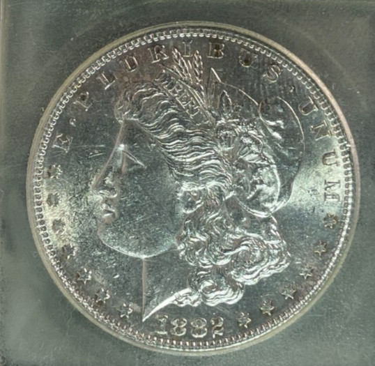 1882-S MORGAN SILVER DOLLAR ~BU ~NICE COIN~REF#USC