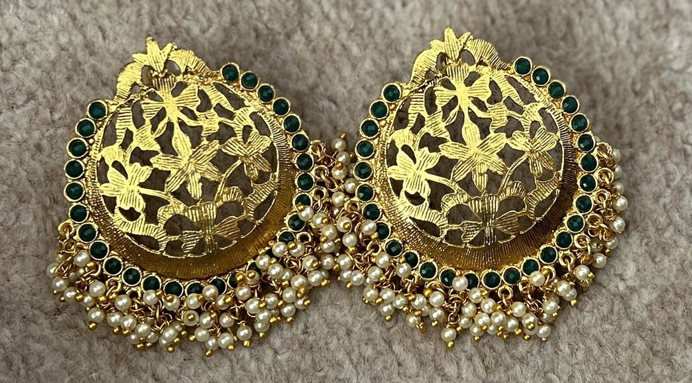 Antique Earrings - 2026