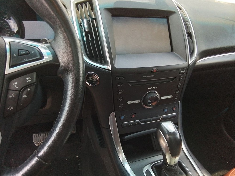 2015-2018 Ford Edge Front Center Dash Mounted 8.0" Display Touch Screen