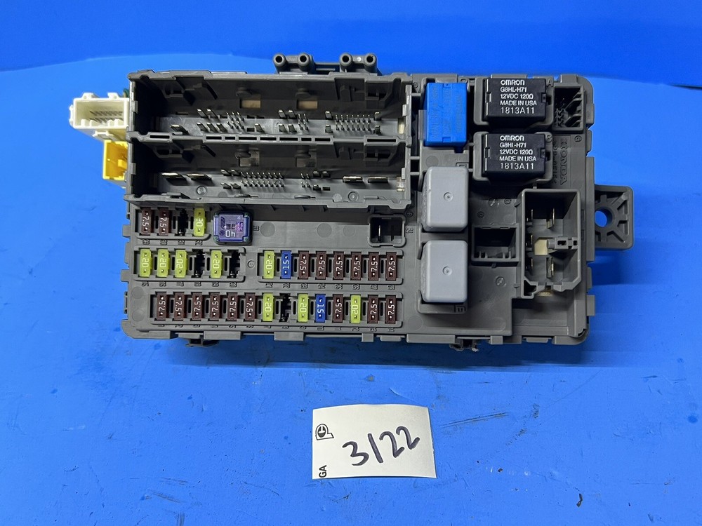 2011-2013 HONDA ODYSSEY INTERIOR FUSE RELAY JUNCTION BOX OEM TK8A210