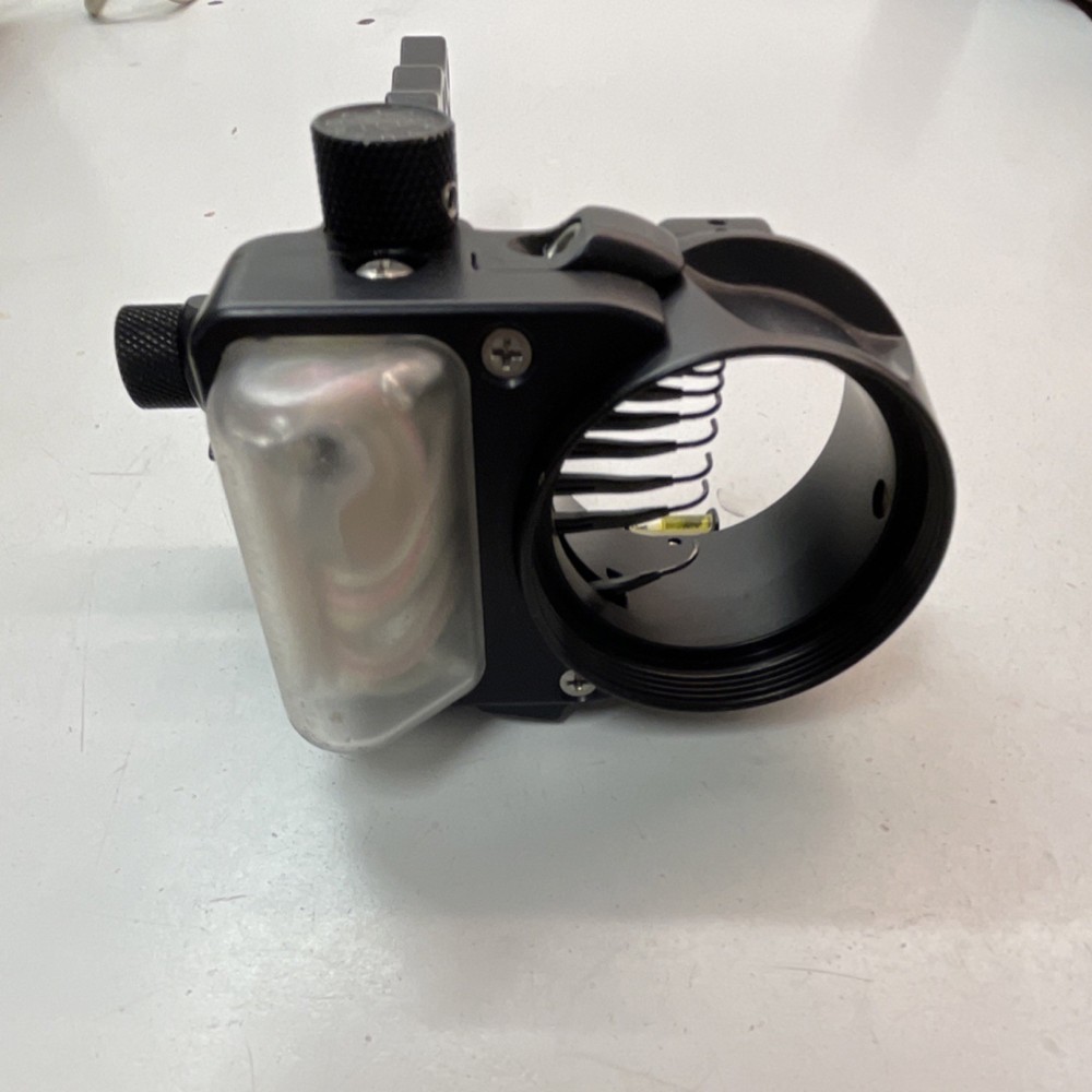 AXCEL 7- Pin adjustable Sight for Compound Bow Black