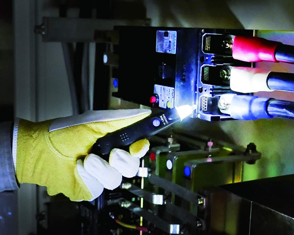 HIOKI Voltage Detector 3481