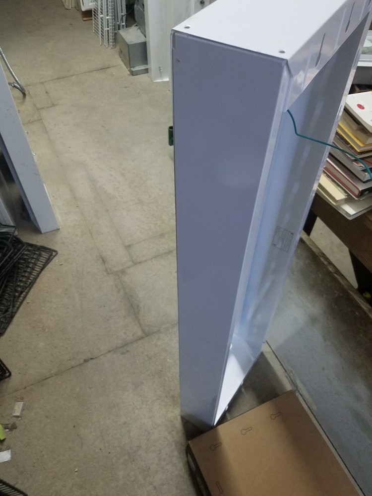 GE LUMINATION B14 SMKWHTE Surface Mount Kit,51" L