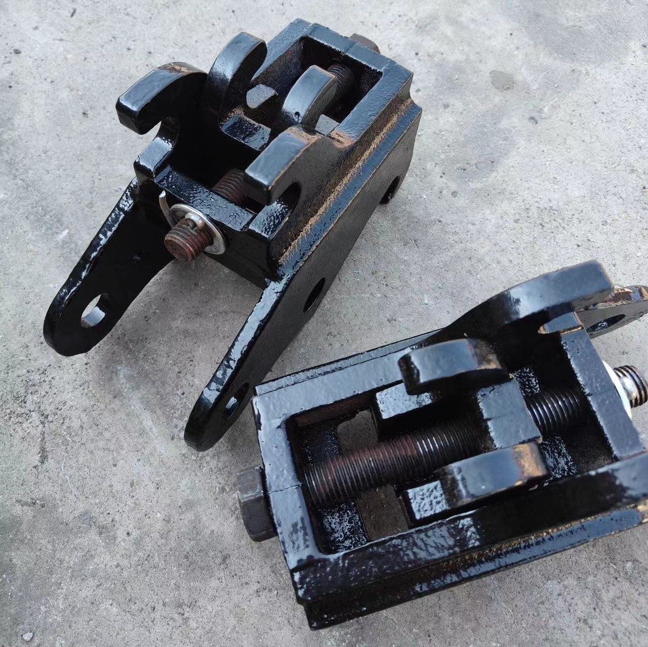 Mini Excavator Quick Hitch Coupler Attachments For 0.8-1.8 Tons Small Digger