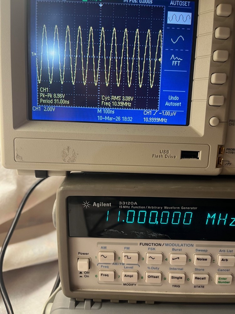 Agilent 33120A 15 MHz Function / Arbitrary Waveform Generator