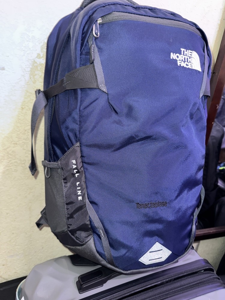 The North Face Fall Line Blue Backpack Lined Laptop Flexvent