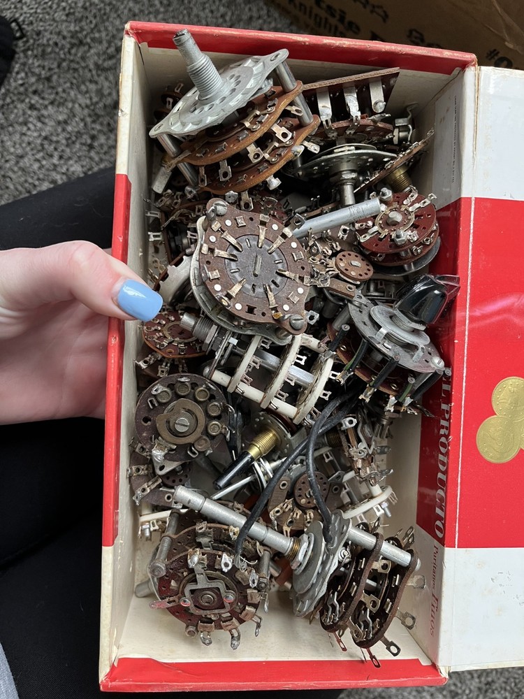 Multistage Tier Rotary Switch