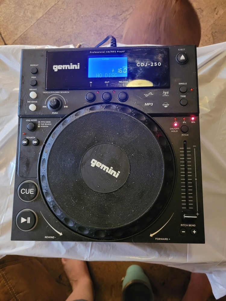 GEMINI CDJ-250PROFESSIONAL MP3/CD PLAYER