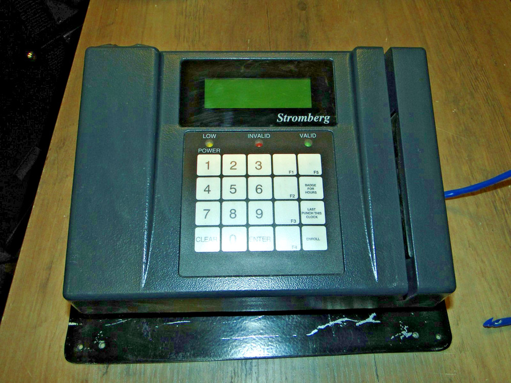 Stromberg Accu-Time Systems Biometric Time Clock  No Key/ UNTESTED READ