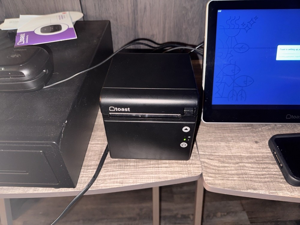 Toast Flex TT200 POS System Touch Screen Printer, card reader, Cashbox, & Cables